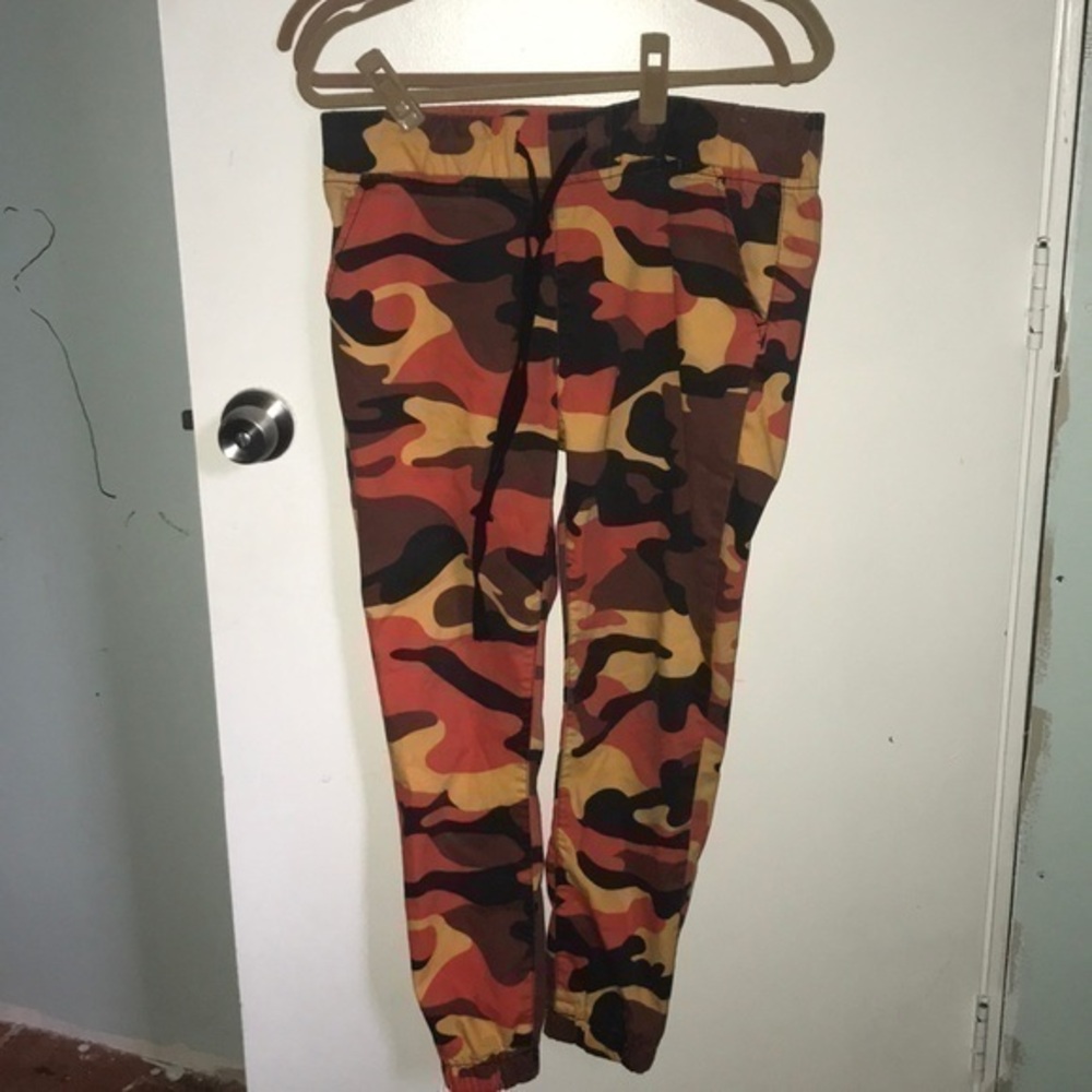 VIP camo pants